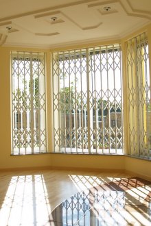 Плъзгащи се метални решетки