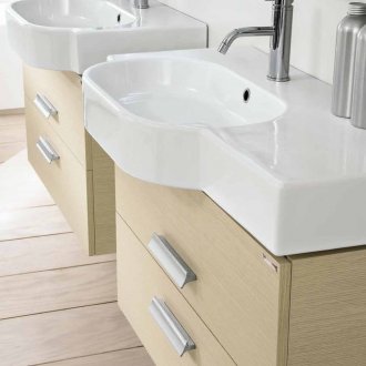 Бежови шкафове за умивалник