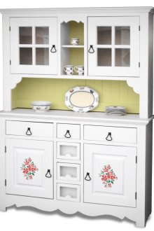 Гардероб от бял бор