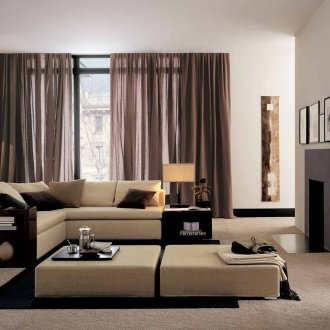 Beige-braunes Konstruktivismusartwohnzimmer