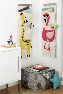 Организатори за детски книги и други аксесоари