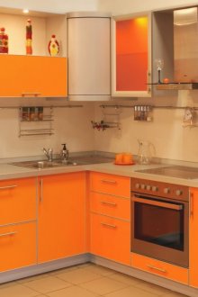 Оранжево сив кухненски комплект