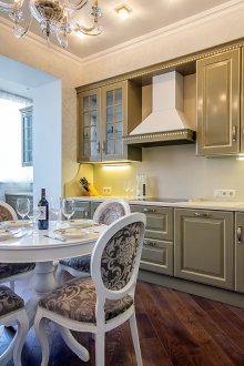 Classic kitchen combined with a balcony