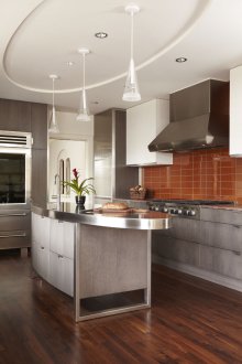 Gray, white and brown colors in the kitchen