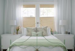 Beige blinds in the bedroom