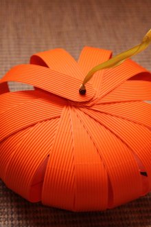 Тиква за Хелоуин с хартия