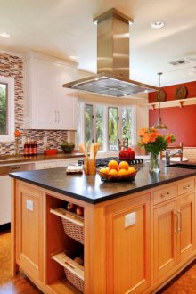 Стилна кухня с остров