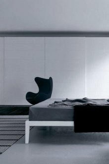 Метална нощна лампа