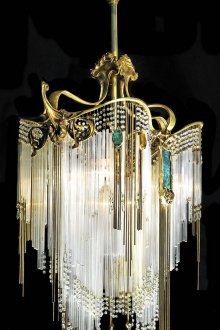 Красив полилей в стил Арт Нуво