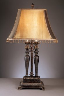 Антична настолна лампа