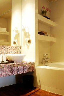 Mosaic dalam reka bentuk bilik mandi 6 m persegi