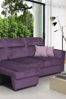 Лилав диван еврокнига в хола