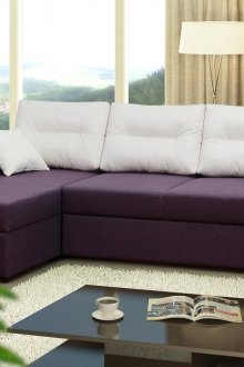 Тапицерия във виолетов и бял диван