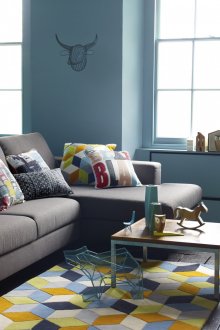 Сив модерен диван еврокнига