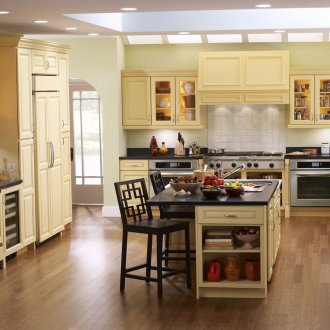 Кухня с остров