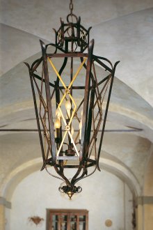 Класическа метална лампа