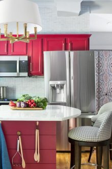 Малинен кухненски комплект