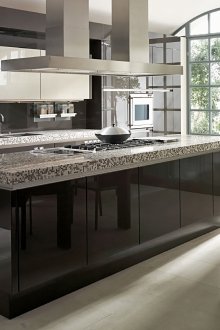 Черно-бял дизайн на кухнята.