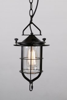 Черна висулка лампа на верига