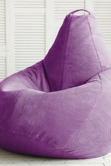 Лилав стол с боб в интериора