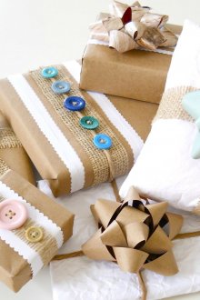 Оригинална опаковка за подарък от хартия