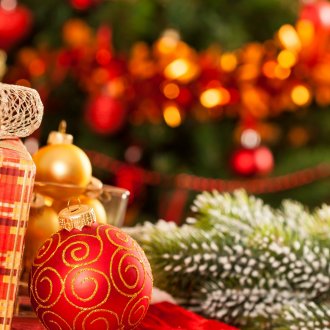 Ярки играчки за Нова година