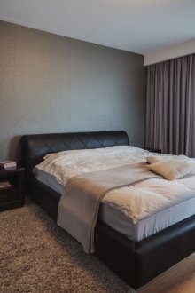 Minimalist bedroom