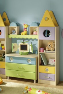 Малък шкаф за съхранение в детската стая