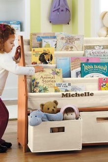 Стойка за детски книги