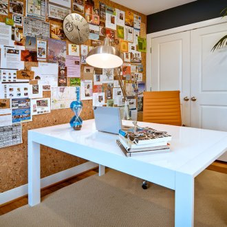 Коркова стена в офиса