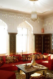 Мебели в арабски стил в интериора