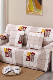 Sarung sofa berwarna-warni