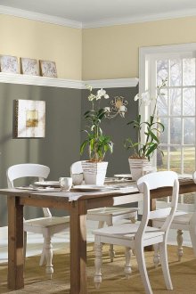 Сиви и бежови цветове в интериора на кухнята