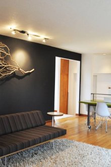 Декор за стена с клон на дърво