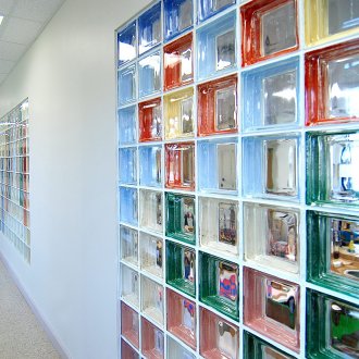 Mehrfarbige Glasbausteine