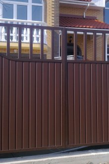 Комбинираната порта от професионална настилка