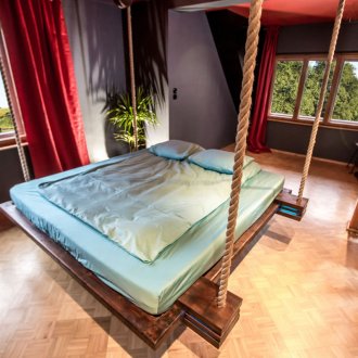 Еко стил висящо легло