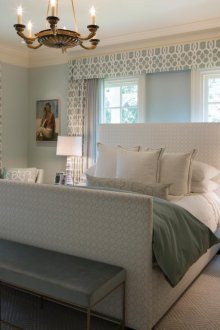 민트 화이트 침실