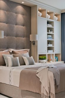 브라운 베이지 침실