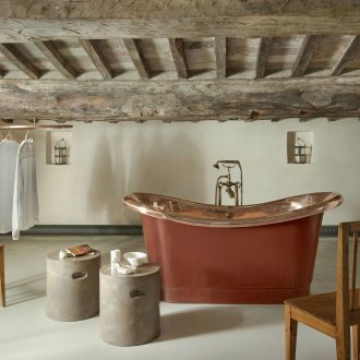 Баня в стил лофт с дървен таван