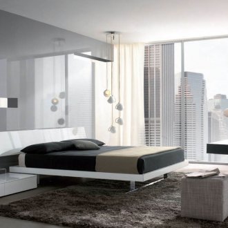 Полилей в хай-тек спалнята