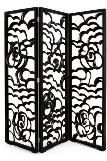 Метален екран в спалнята