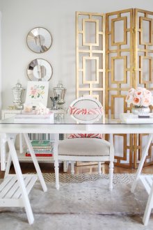 Декоративен екран в офиса