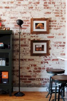 Тапет под тухла в кухнята-хол