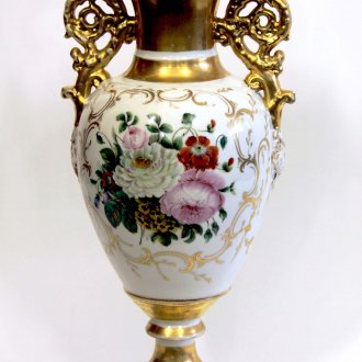 Стъклени вази в интериора