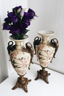Красиви порцеланови вази за цветя