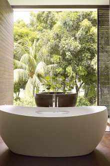 Тясна екологична баня