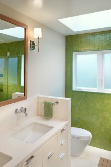 Варови зелени плочки в банята