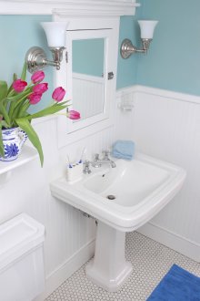 Provence Mint gestrichene Wände im Badezimmer