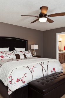 Кожена нощно кафява пейка